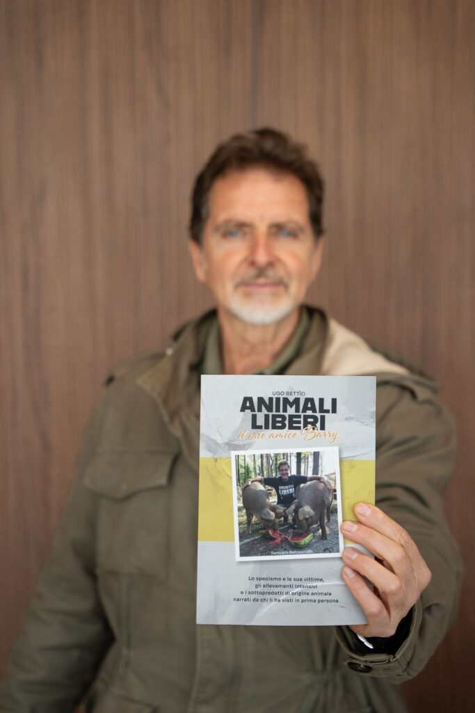 Ugo Bettìo presenta il suo ultimo libro Animali Liberi